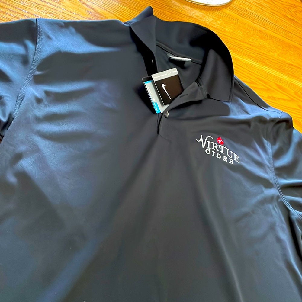 Nike Dri-Fit Men’s Golf Polo Medium NWT